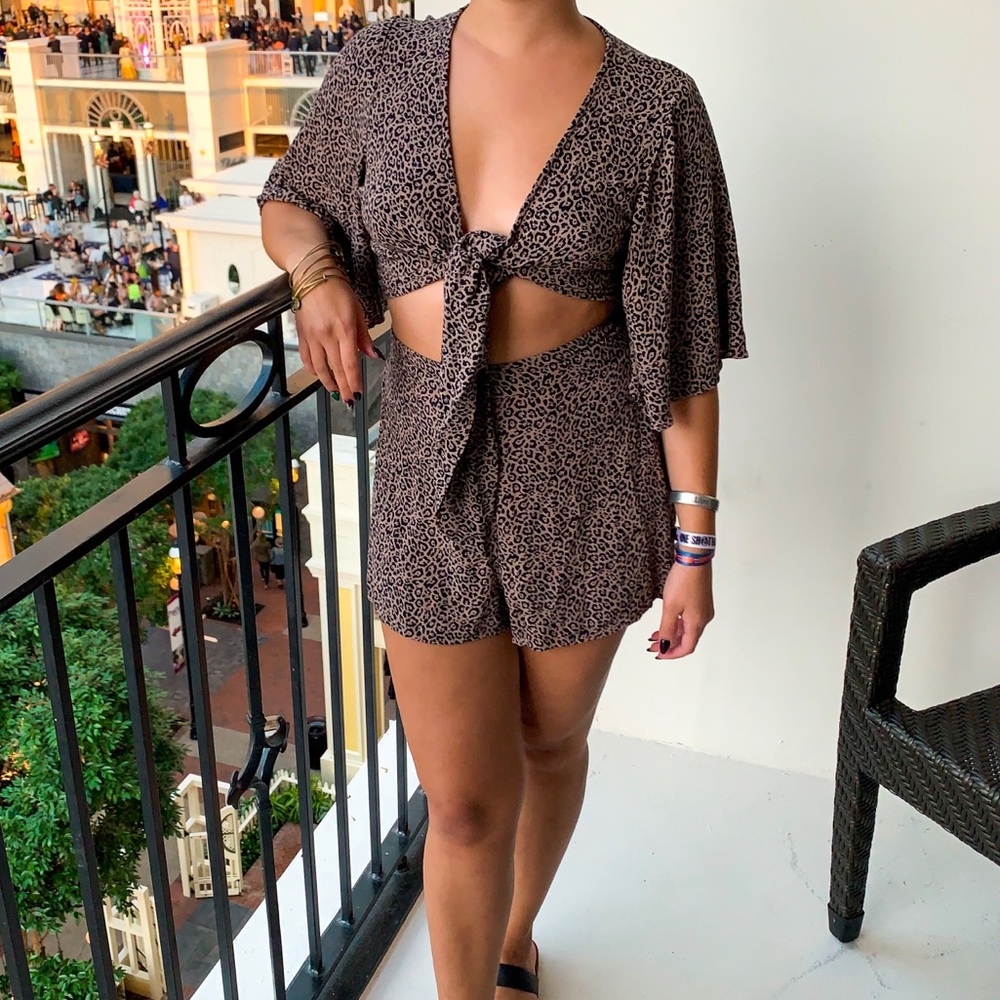 CROP TIE TOP - Cheetah Print - Small - American Eagle